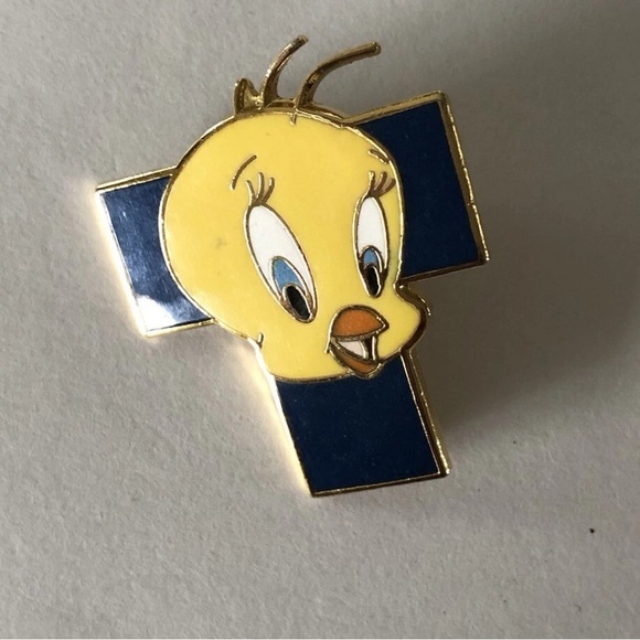 Vintage Tweety Bird pin/brooch - Picture 1 of 3